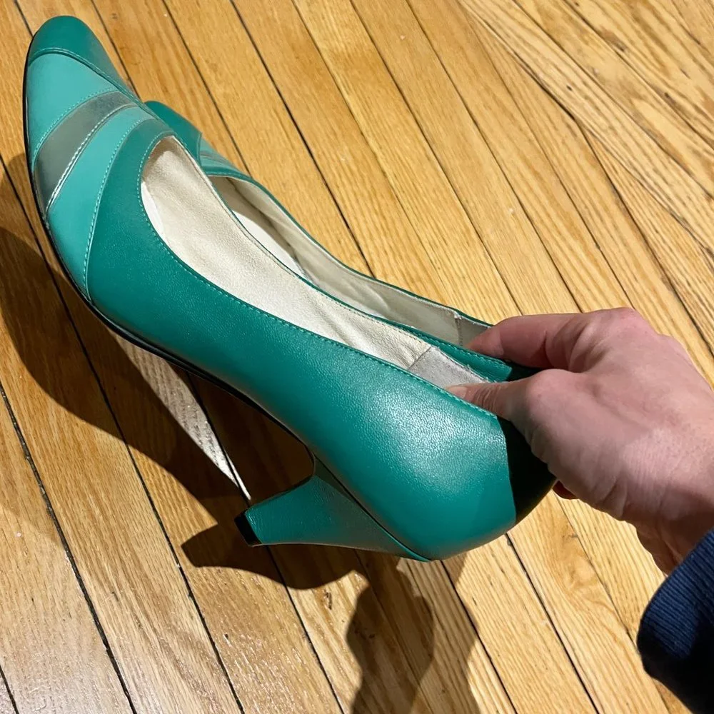 Emerald Green Heels - Size 9 - Seychelles - Super Cute - Picture 9 of 16